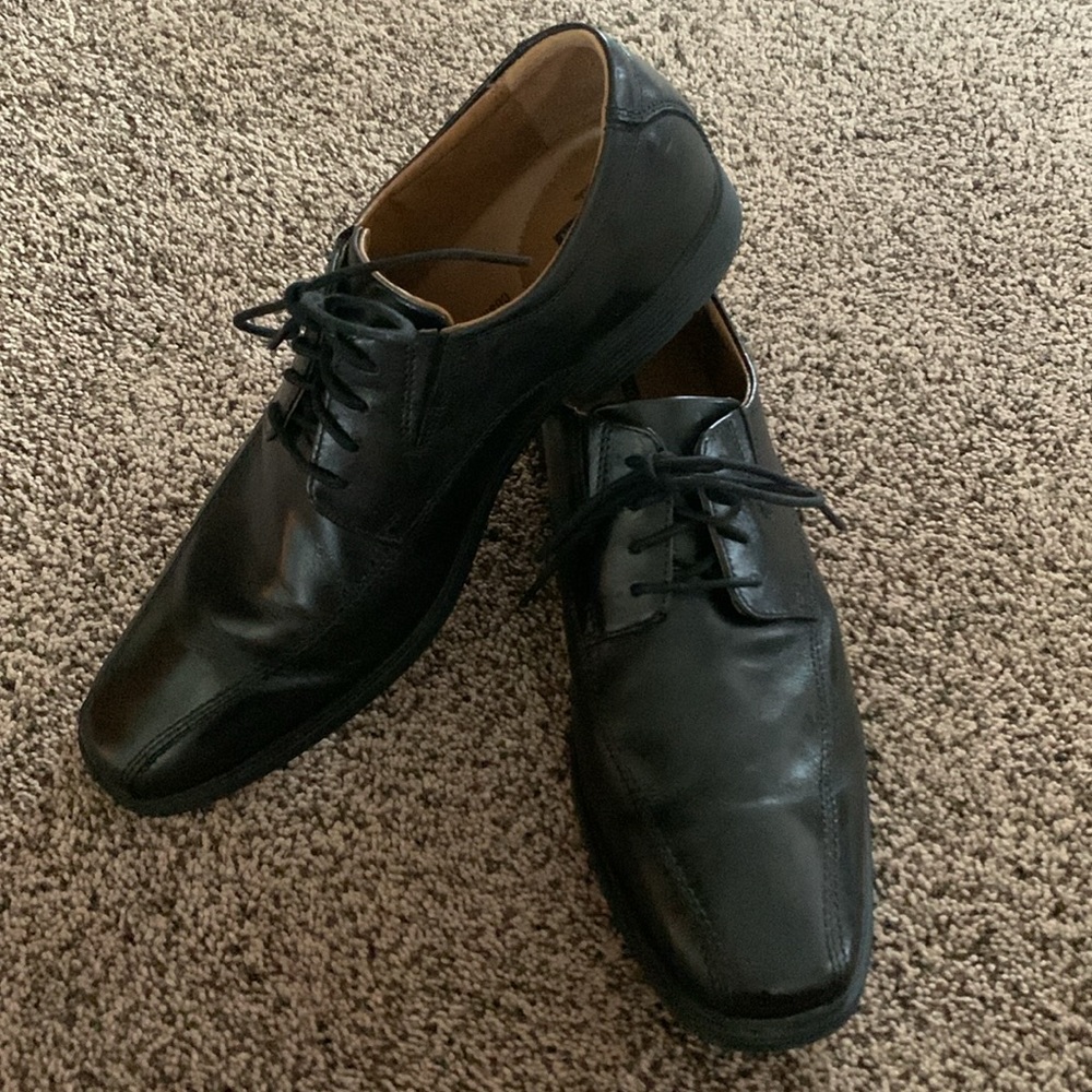 Men’s Clarks Hommes Dress Shoes